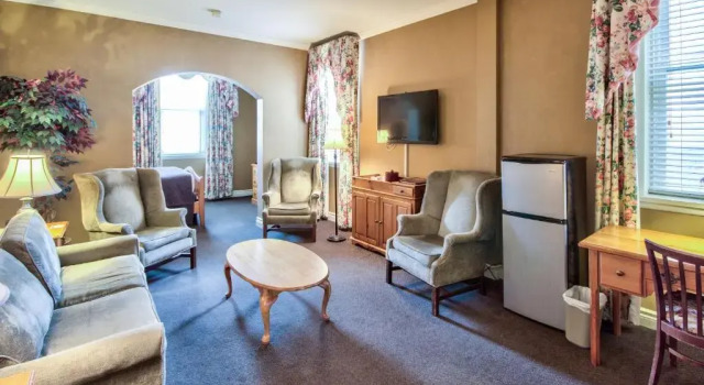 Люкс Deluxe The Queen’s Cue, Stratford, A Tribute Portfolio Hotel