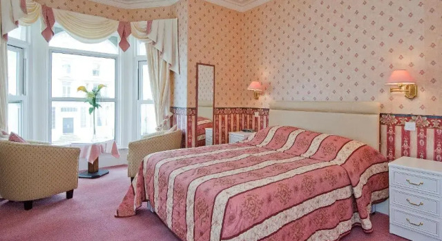 Двухместный номер Standard с видом на море White Heather Hotel