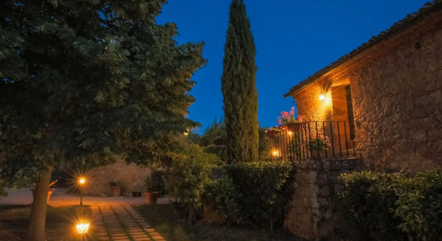 Old Country Mansion in the Heart of Val d Orcia Luxury Villa With Pool AC Wifi-villa Antica Dimora, Забронировать Вилла Коттеджи Пьенца, Коттедж