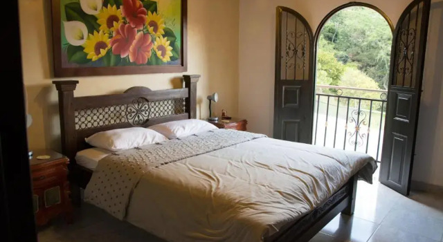 El Mortiño, Rezervovat Hotel Hotely v Santander s parkováním, Parkování