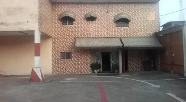 Hôtel Bristol, Boek Hotel Hotels in Abidjan met ontbijt, Ontbijt