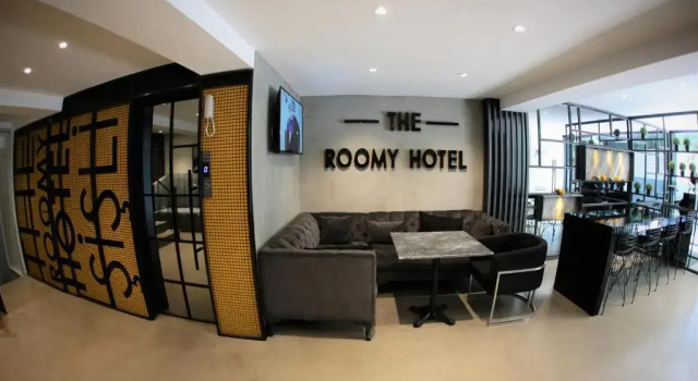 The Roomy Hotel ?i?li