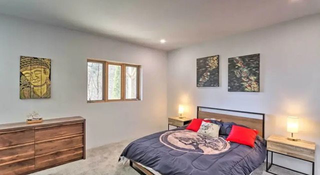 Коттедж Expansive Murphy Retreat w/ Mountain Views