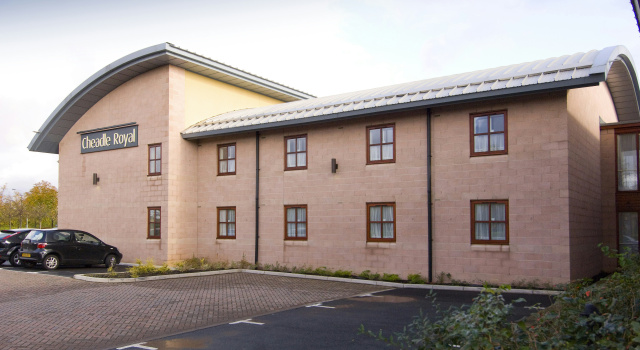 Premier Inn Manchester - Cheadle, 预订 酒店 奇德尔 大曼彻斯特