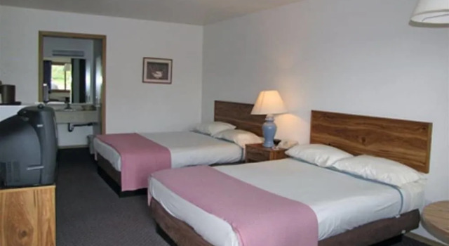 Hagerman Valley Inn, Book Hotel Hagerman Snake River Valley