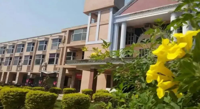 Hotel Rewa Raj Vilas By Royal Collection Hotels And Resorts, Забронировать Отель Рева штат Мадхья-Прадеш