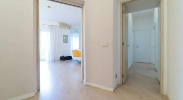 Large Flat With Garden and car Parking