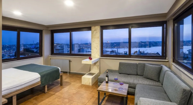Deluxe Double room with Sea and Galata Tower View The Pera Hotel