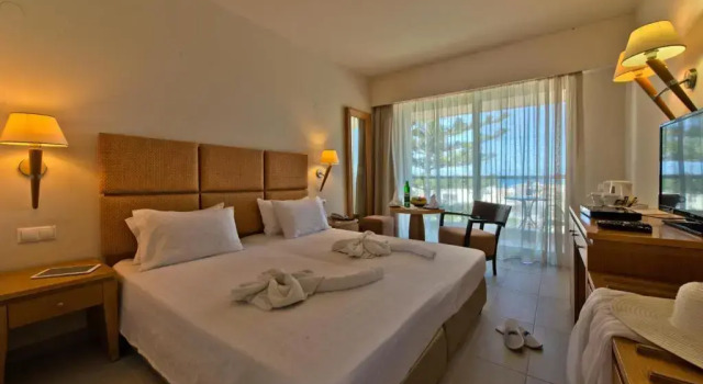 Двухместный номер Deluxe Minos Hotel