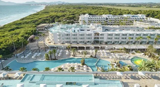 Кровать в общем номере Iberostar Selection Albufera Park - All Inclusive