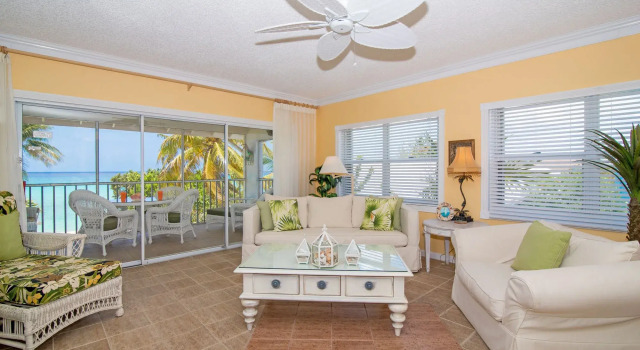 Aqua Bay Club Condos, Κράτηση Ξενοδοχείο West Bay Grand Cayman, κοντά στο Cemetery Beach