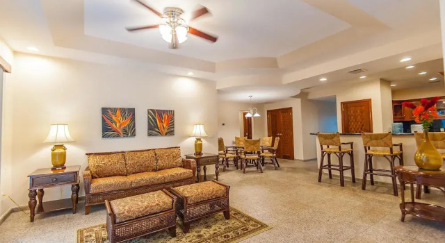 Lawson Rock Parrotfish 106, Book Hotel 4-stjernede hoteller i Roatan, 4*