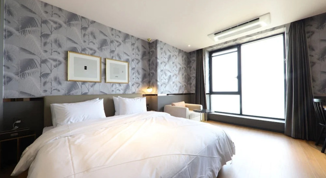 Brown Dot Hotel Jungja Beach