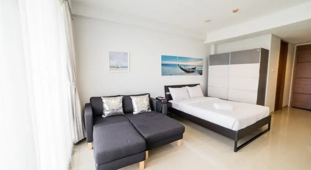 Mountain View Studio @ Dago Suites Apartment with Balcony, Boek Appartement Hotels in Bandung met parkeren, in de buurt van Parahyangan Catholic University, Parkeren