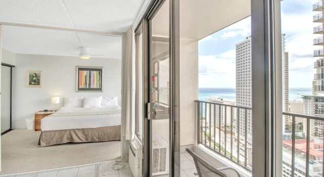 Номер Standard High Rise Ocean View Waikiki Condo, FREE Parking & Wi-Fi