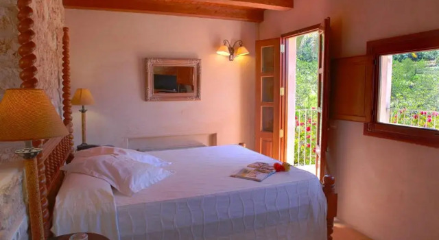 Двухместный номер Superior с джакузи Can Lluc Boutique Country Hotel & Villas, a member of Beyond Green
