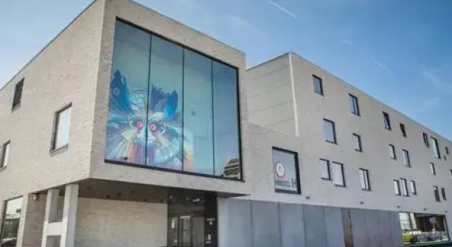 Hostel H, Prenota Ostello Hotel economici a Flanders