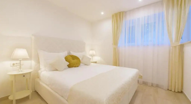 Апартаменты Best location Apartments