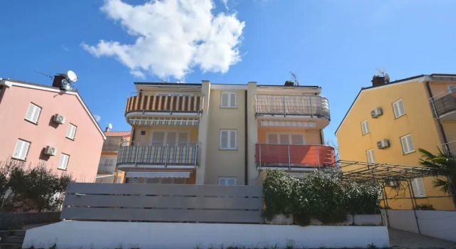 Apartment Nelly, Rezerwuj Apartament Hotele w Kvarner Islands z parkingiem, Parking