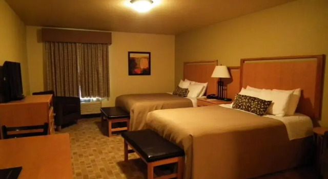 Четырёхместный номер Standard Aspen Suites Hotel Juneau