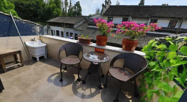 Wuzhen Dongzha Auntie Xu Inn, Rezervați Hotel Wuzhen Jiaxing