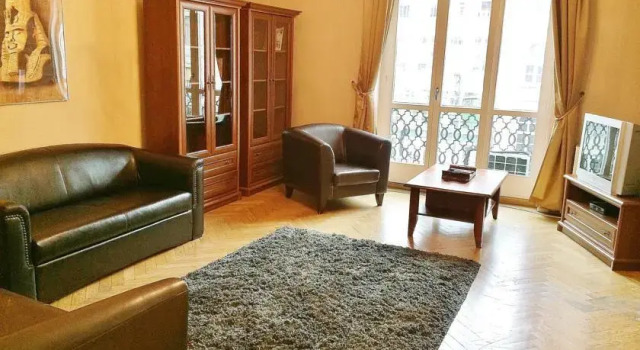 De Lux Apt in Budapest, Забронировать Отель Будапешт Центральная Венгрия, рядом с Станция метро Vorosmarty Square