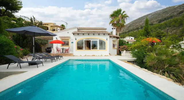 Villa Nora in El Poble Nou de Benitatxell