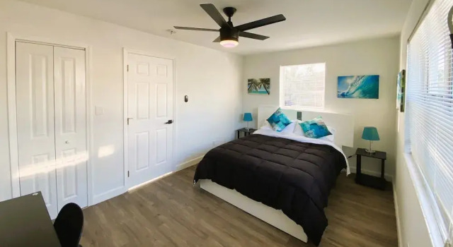 3210 Canal Dr apt5  Daniel - Pompano Bch, Rezerwuj Hotel Hotele w Broward County z parkingiem, Parking