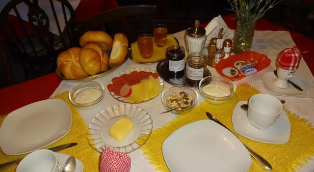 Номер Standard Pension Edith