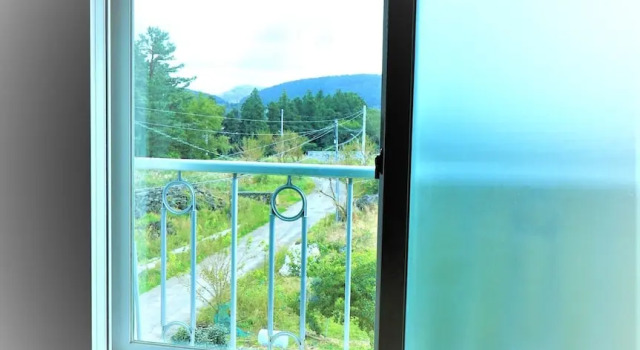 Номер Standard с 2 комнатами с видом на горы Woojinsam Pension