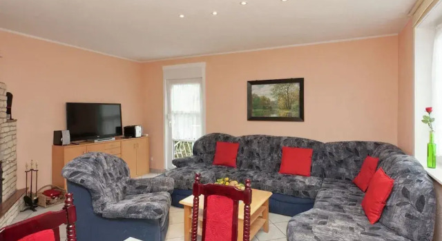 Ferienhaus mit Wellnessbereich in Elend