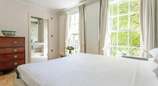 Somerset Square by Onefinestay, Забронировать Отель Отели Лондона с парковкой, Парковка