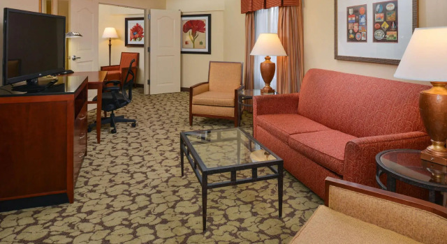 Четырёхместный полулюкс Hilton Garden Inn Terre Haute