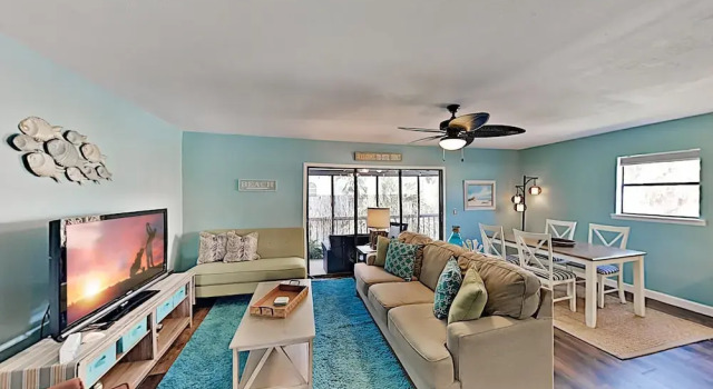 1982gulx 2 Bedroom Condo