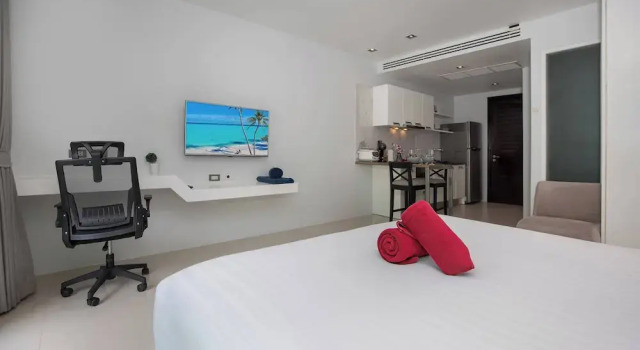 Апартаменты Emerald Hill Patong Apartment 421