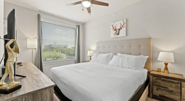 Prime Soco Cozy 1BR King Suite w Pool Parking, Забронировать Апартаменты/квартира Апартаменты Остина, рядом с Торговый центр The Linc, Апартаменты/квартира
