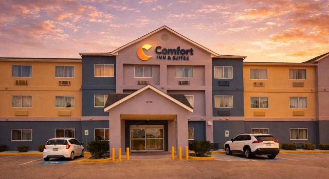 Fairfield Inn And Suites By Marriott Texas City, Забронировать Отель Техас Сити Texas Gulf Coast, рядом с Парк "Галф Грейхаунд"