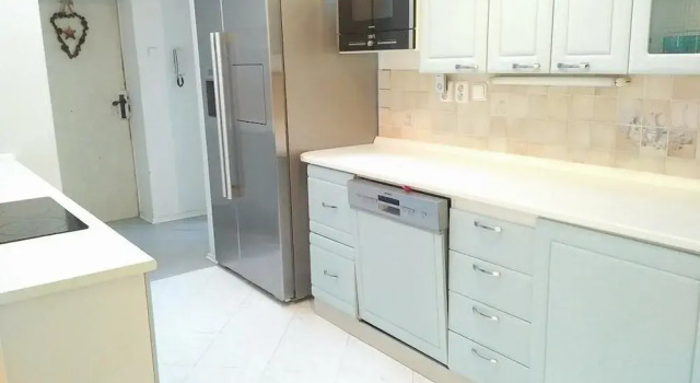 Home Sweet Home, Забронировать Отель Отели Праги 3 звезды, рядом с Театр Svanda, 3*