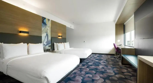 Четырёхместный номер Standard Aloft by Marriott Austin Airport