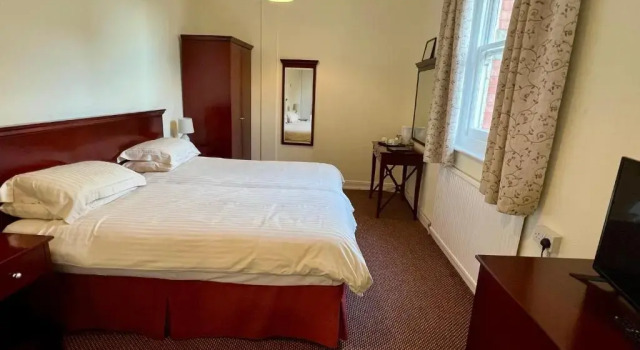 Двухместный номер Standard Calverts Hotel - Newport, Isle of Wight - CAR FERRY TICKET from 109 Pounds