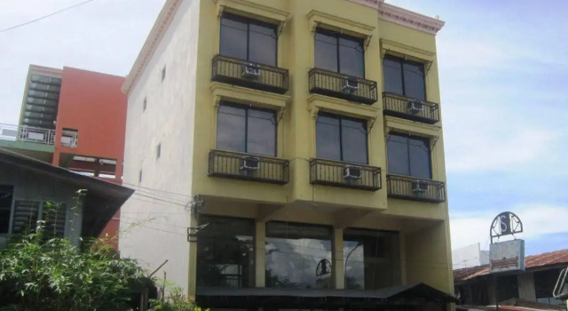 K Lodge - Dumaguete, Забронировать Отель Думагете Negros Oriental, рядом с Парк Кезон