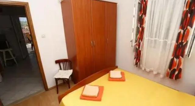 Apartments Perka, Prenota Appartamento Hotel a Croatian Islands con parcheggio, Parcheggio