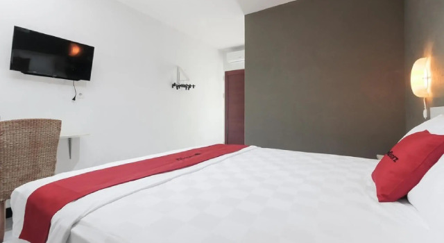 Номер Standard RedDoorz At Jalan Bukit Keminting