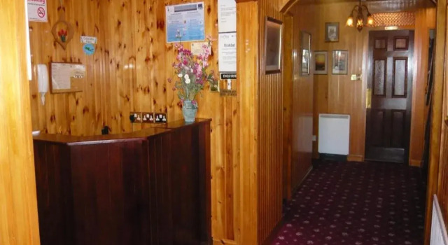 Ard Mhuiris B&B, Book Hotel Hoteller i Inis Mor med parkering, Parkering