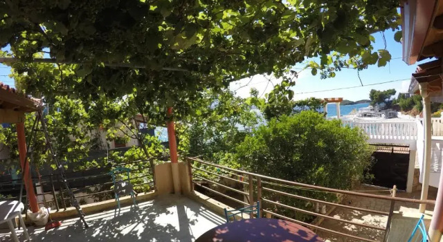 Апартаменты c 1 комнатой Petros Apartments