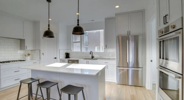 Апартаменты Modern Downtown Provo Townhome w/ Balcony!