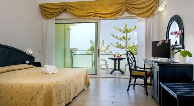 Двухместный номер Comfort с балконом Hotel Villaggio Stromboli