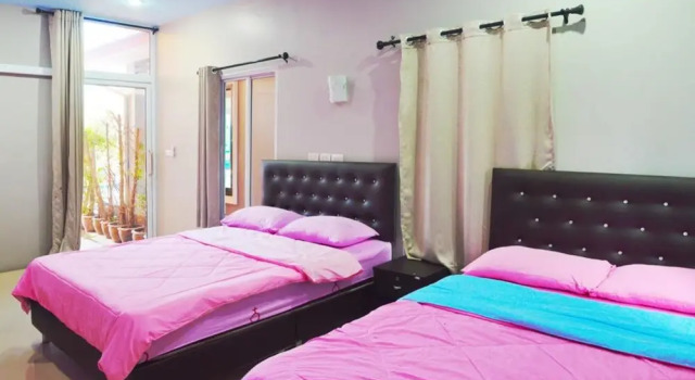 Baan Korbua Cha-am, Rezervovat Hotel Hotely v Petchaburi s parkováním, Parkování