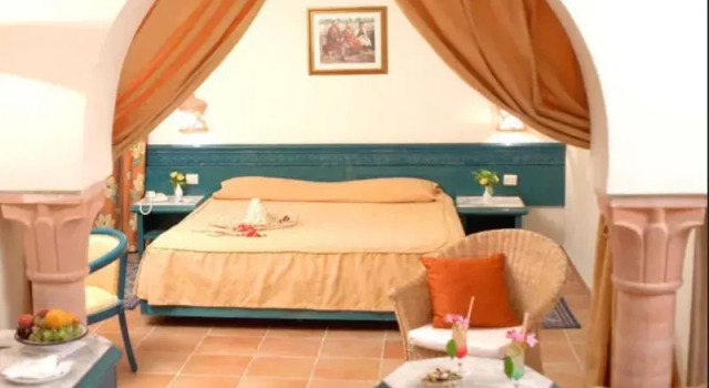 Habitación triple Estándar con balcón Isis Thalasso And Spa