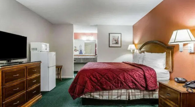 Standard Vierer Zimmer Econo Lodge Inn & Suites Enterprise